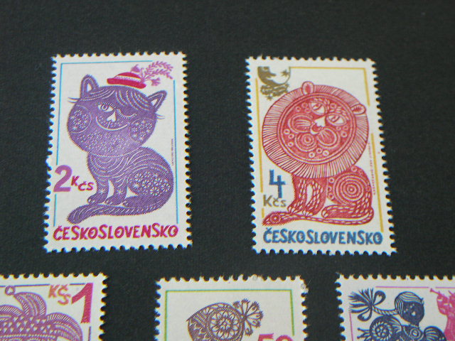 画像: チェコスロバキア時代の切手セット